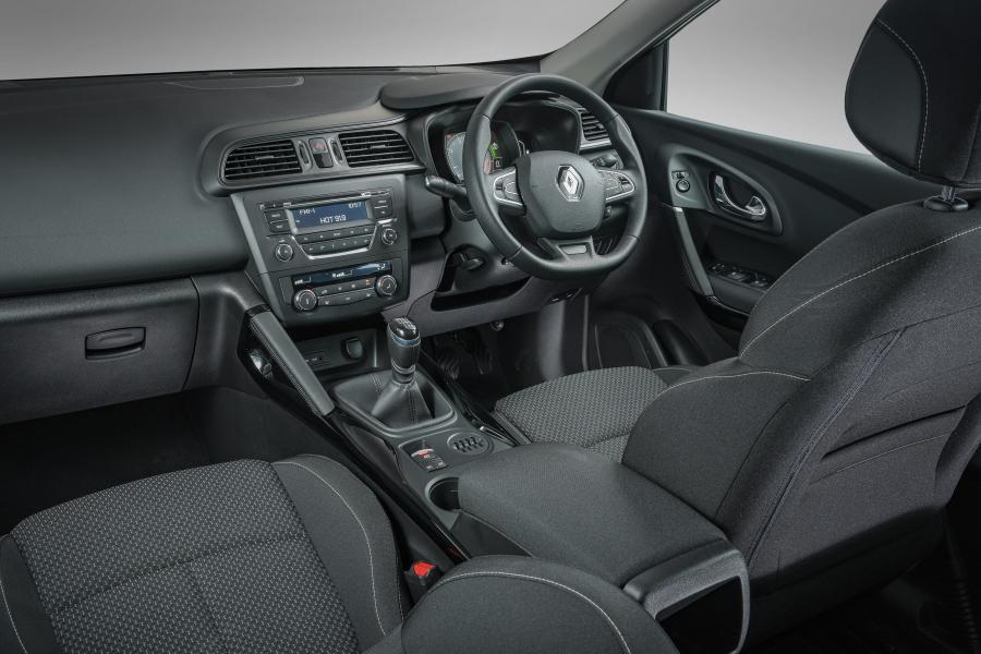 Интерьер Renault Kadjar XP 2017 года  (ZA) (фото 3 из 20)